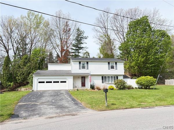 7637 Sandy Lane , Syracuse, NY 13212