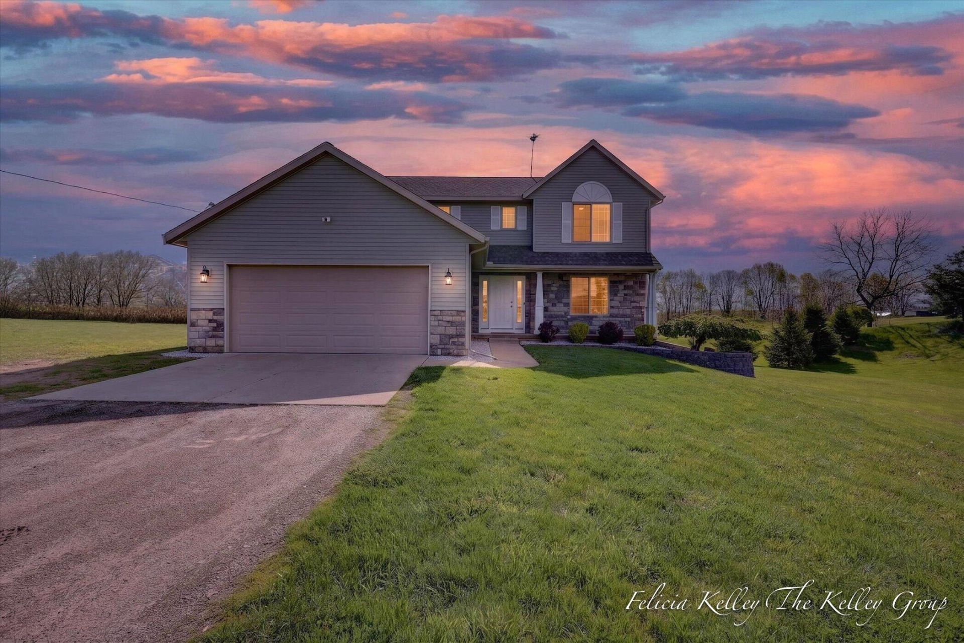 3687 20 Mile Road Ne, Cedar Springs, MI 49319 Main Photo