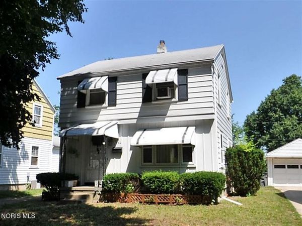 1204 Hawk Street, Toledo, OH 43612