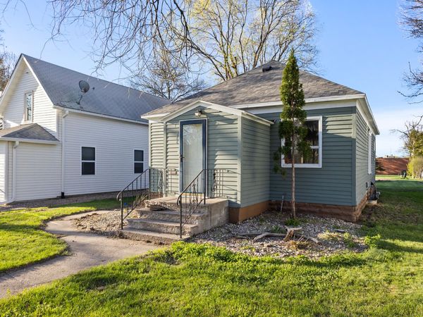 218 8th Street, Brookings, SD 57006