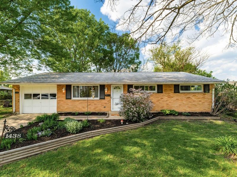 1438 Marty Drive , Reynoldsburg, OH 43068 Photo 3