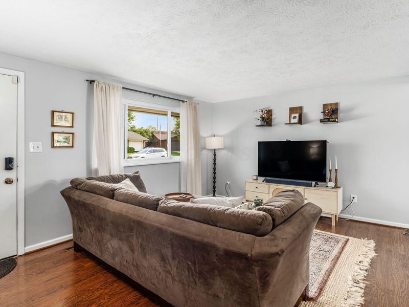 1438 Marty Drive , Reynoldsburg, OH 43068 Photo 6