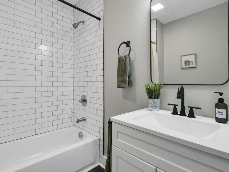 1448 Manchester Avenue, Columbus, OH 43211 Photo 10