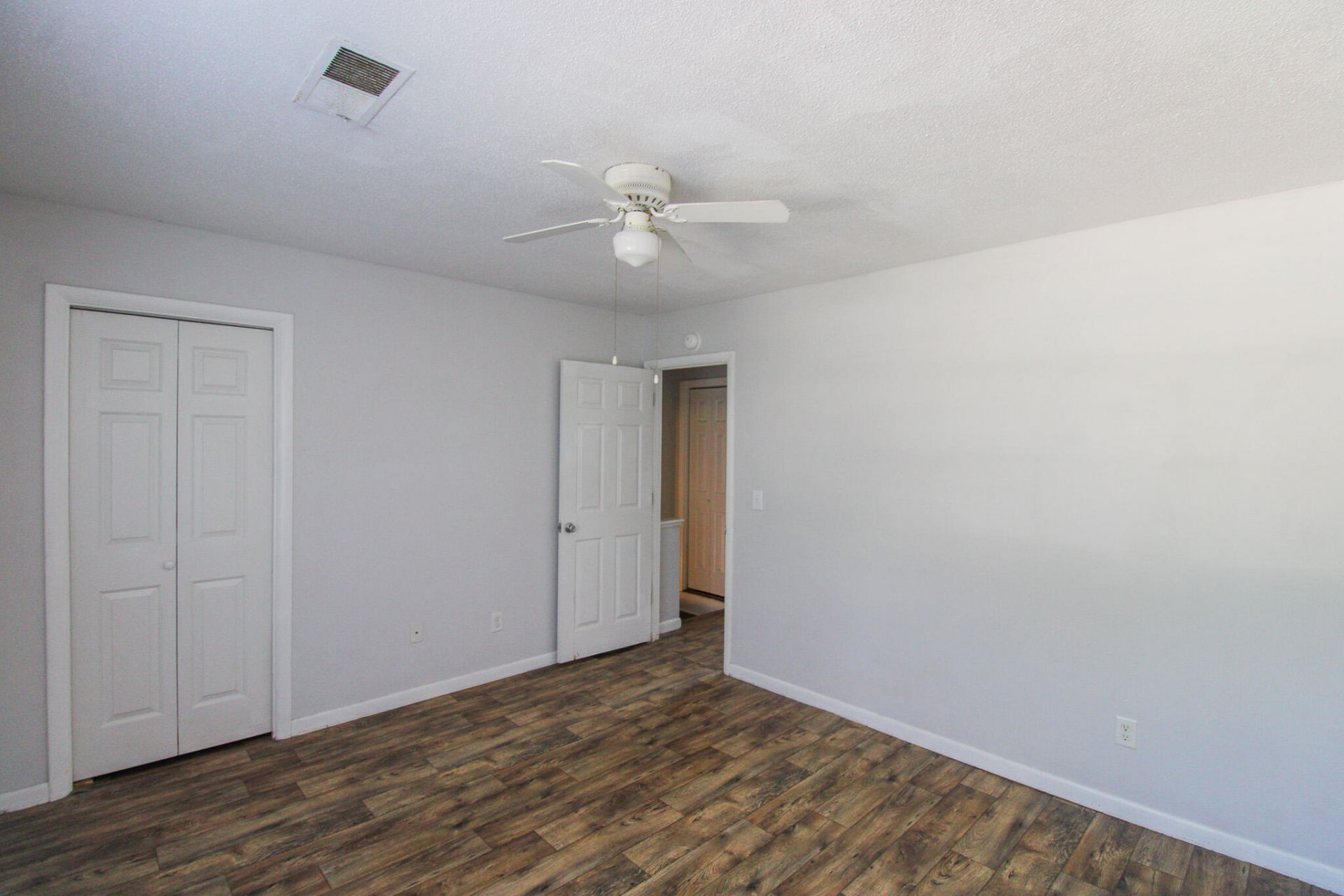 1423 Ashley River Road Photo 12