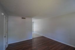 1423 Ashley River Road photo 4