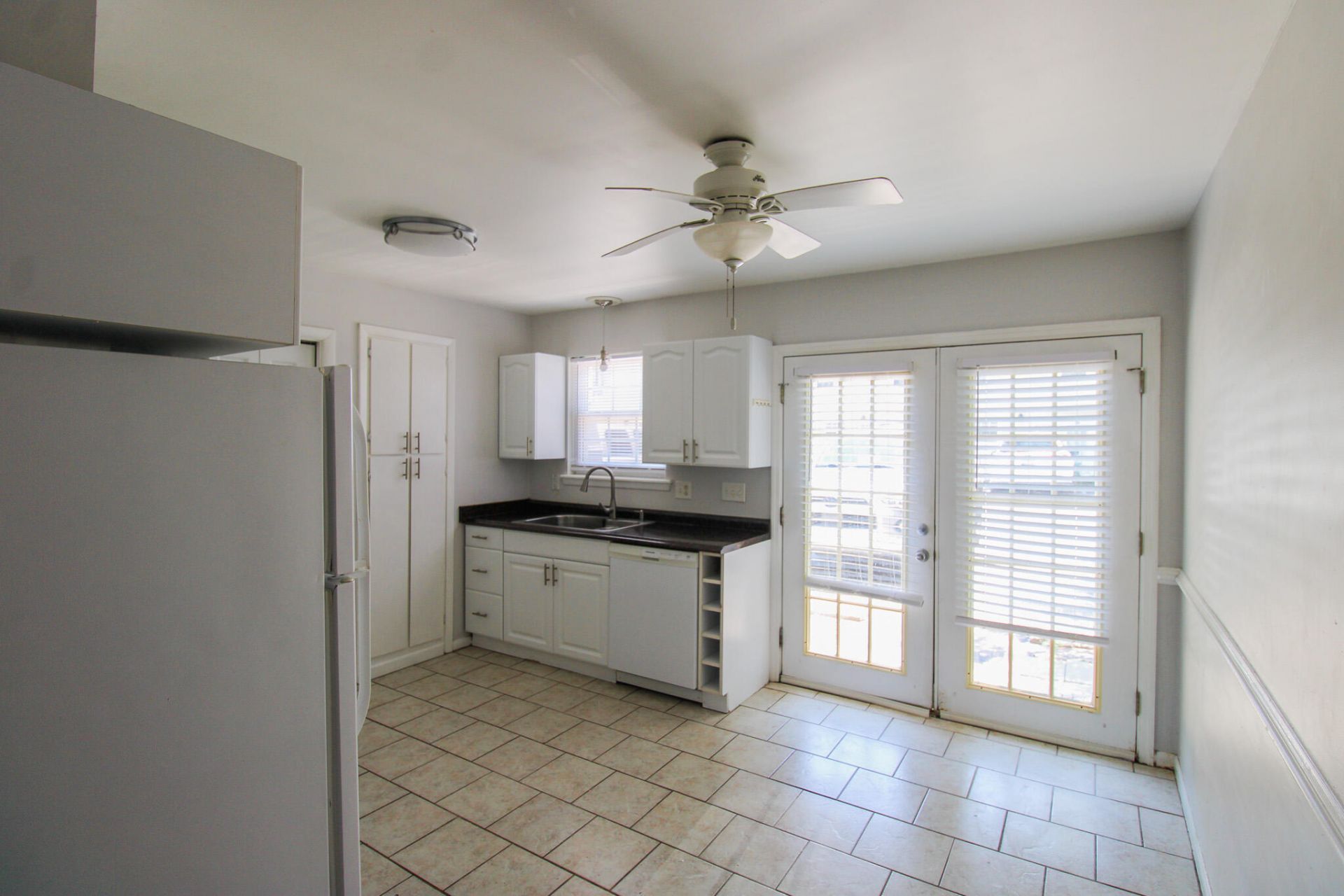 1423 Ashley River Road Photo 5