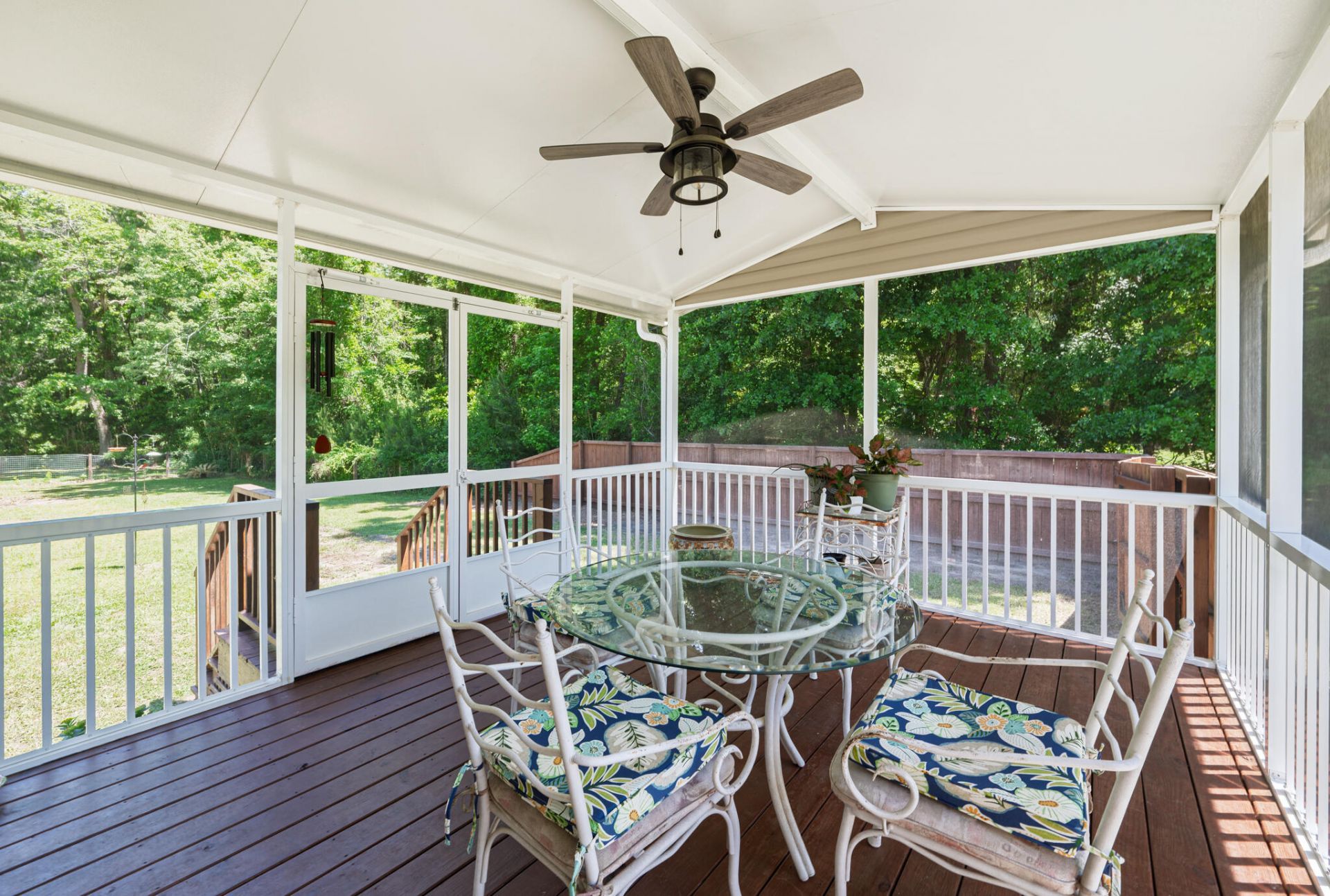 752 Nancys Place Photo 27