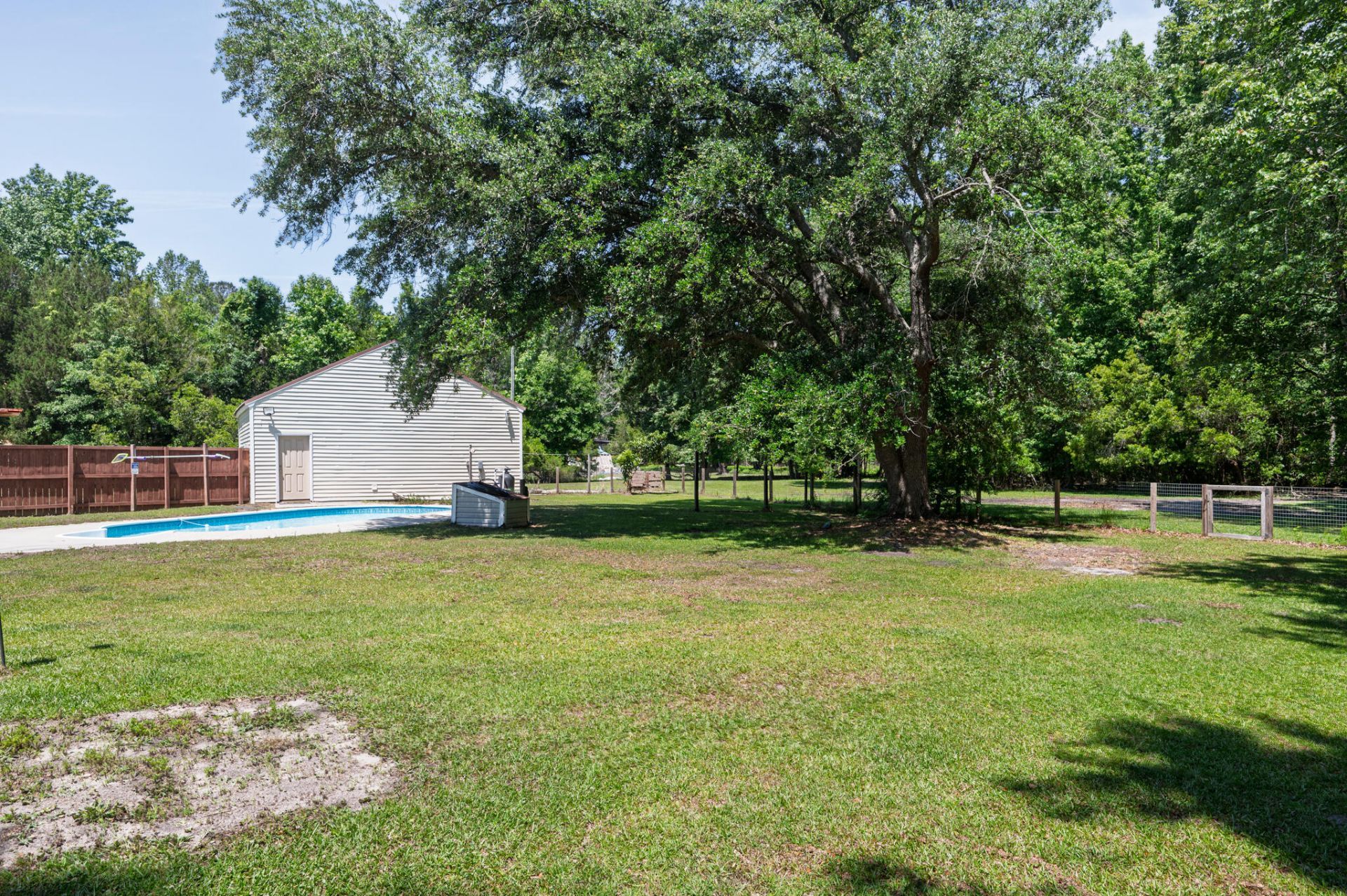 752 Nancys Place Photo 30