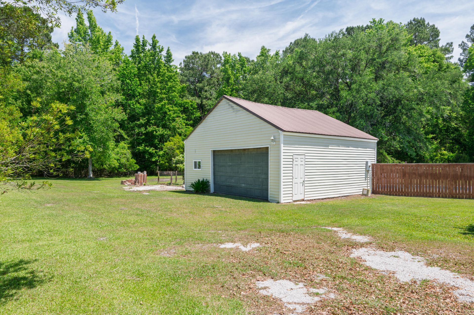 752 Nancys Place Photo 34