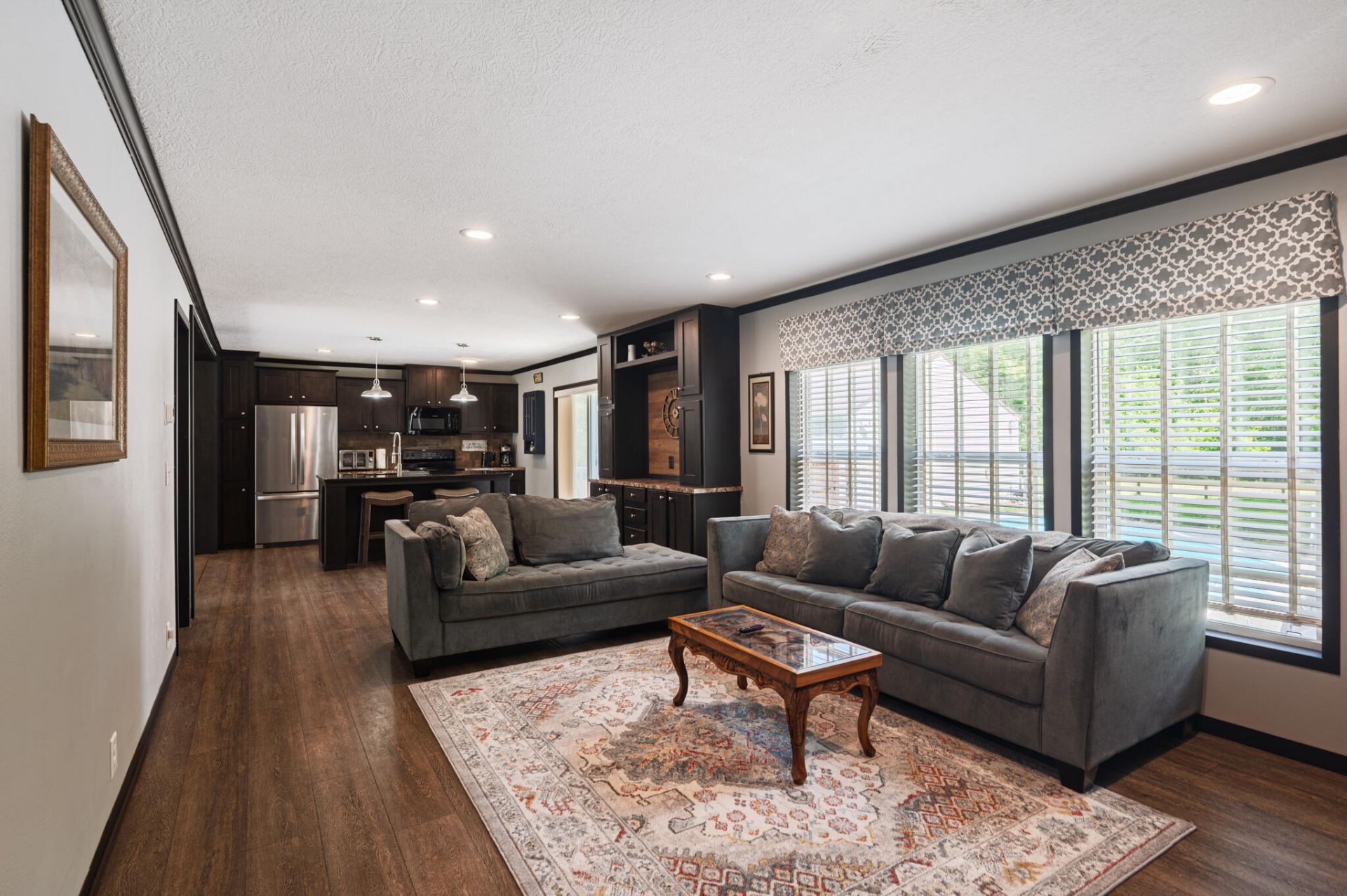 752 Nancys Place Photo 6