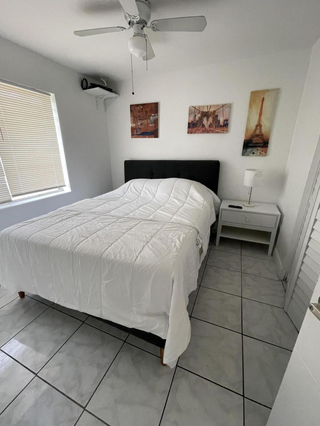 1135 NE 15th Avenue, Unit 4, Fort Lauderdale, FL 33304 Main Photo