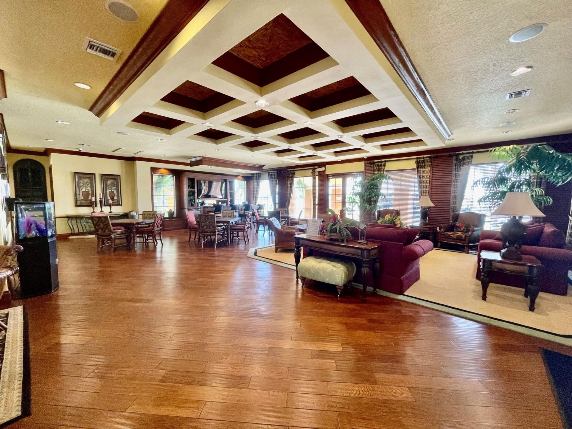 120 Yacht Club Way, Unit 305, Hypoluxo, FL 33462 Photo