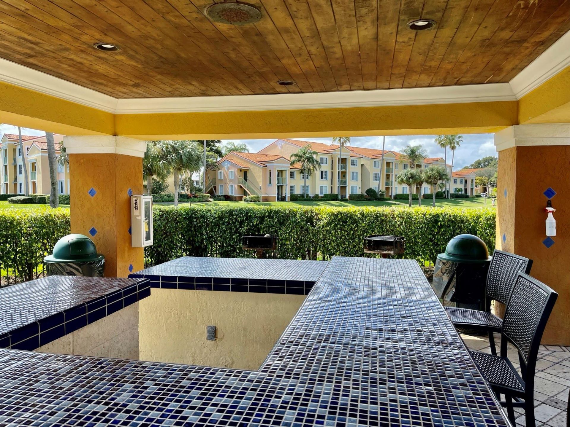 120 Yacht Club Way, Unit 305, Hypoluxo, FL 33462 Photo