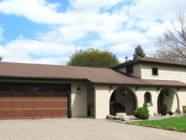 1565 Commerce Drive, North Mankato, MN 56003