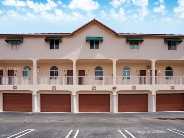 2461 NE 14th St , Unit 2461, Pompano Beach, FL 33062