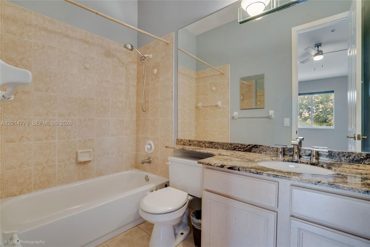 2461 NE 14th St, Unit 2461, Pompano Beach, FL 33062 Photo