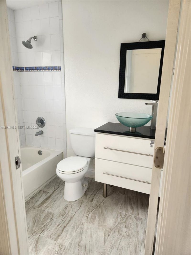 10332 SW 211th St, Cutler Bay, FL 33189 Photo