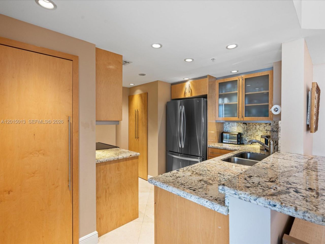 701 Brickell Key Blvd , Unit 2511, Miami, FL 33131 Photo
