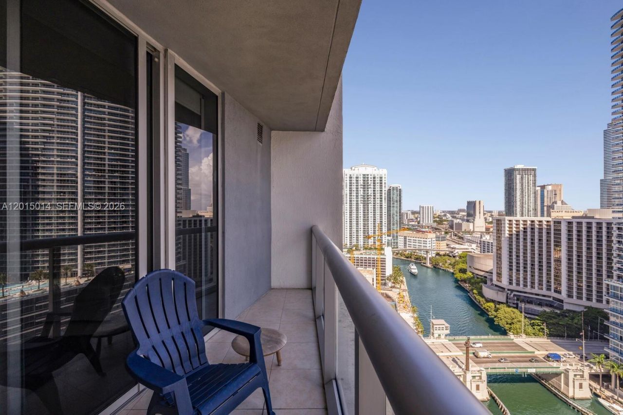 475 Brickell Ave , Unit 2610, Miami, FL 33131 Photo