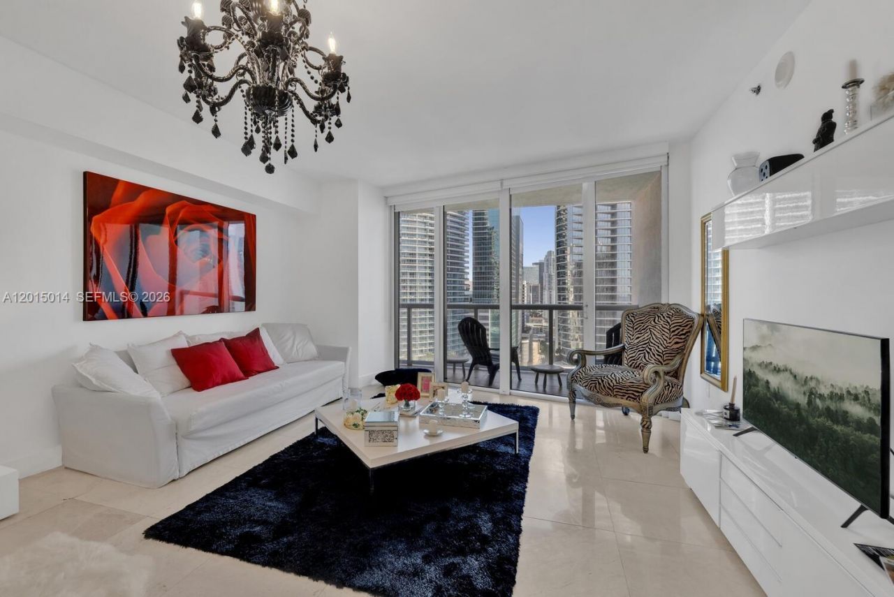 475 Brickell Ave , Unit 2610, Miami, FL 33131 Photo