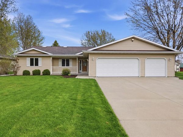 310 Forest Street, Fox Lake, WI 53933