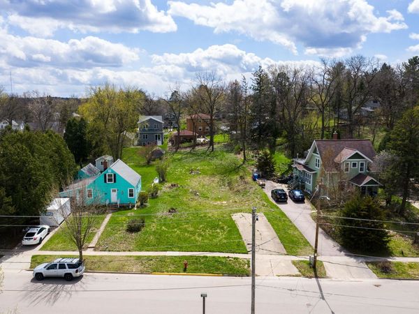7431 Terrace Avenue, Middleton, WI 53562
