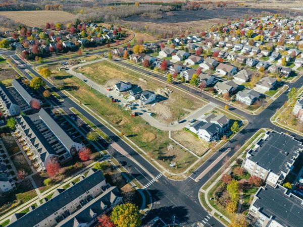 5218 E Chery Parkway, Fitchburg, WI 53711