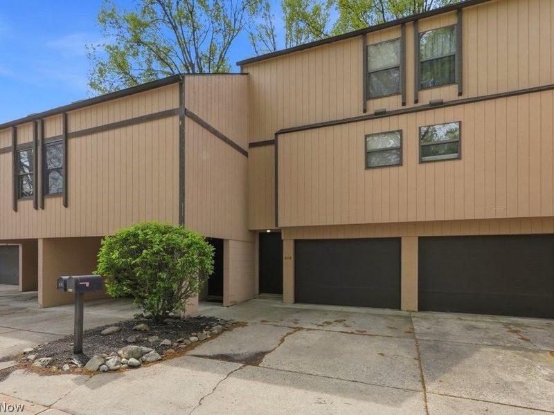 614 James Avenue, Unit 6A, Cuyahoga Falls, OH 44221 Photo 2