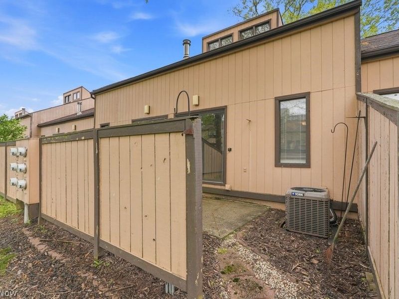 614 James Avenue, Unit 6A, Cuyahoga Falls, OH 44221 Photo 24