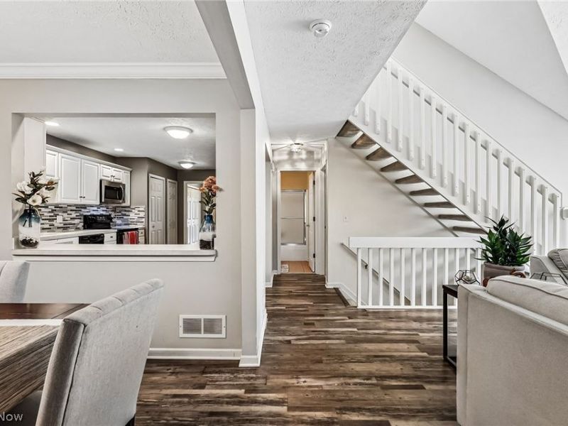 566 Queens Court, Copley, OH 44321 Photo 10