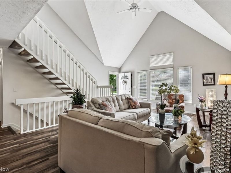 566 Queens Court, Copley, OH 44321 Photo 11