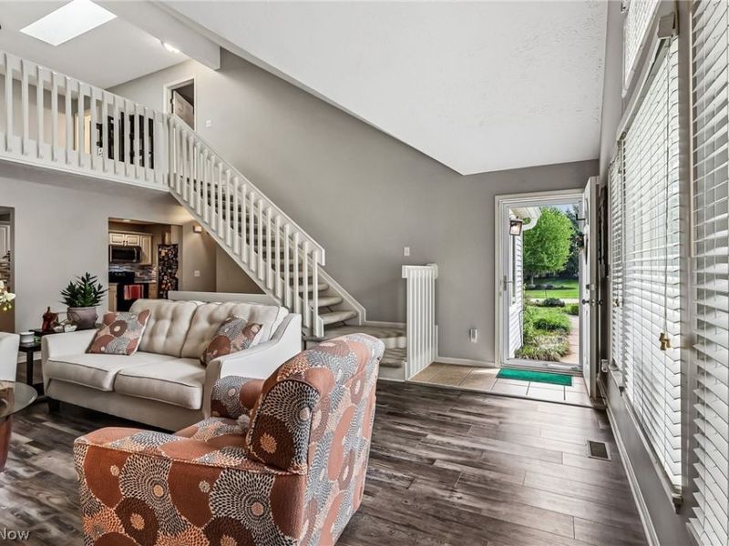566 Queens Court, Copley, OH 44321 Photo 8