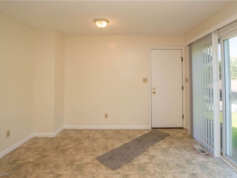 3615-3617 Mount Pleasant Street NW, North Canton, OH 44720 Photo 12