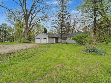 11414 N Lewis Road, Thetford Twp, MI 48420