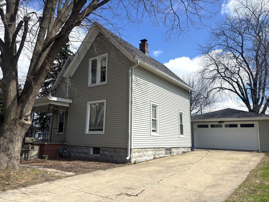 Main Photo