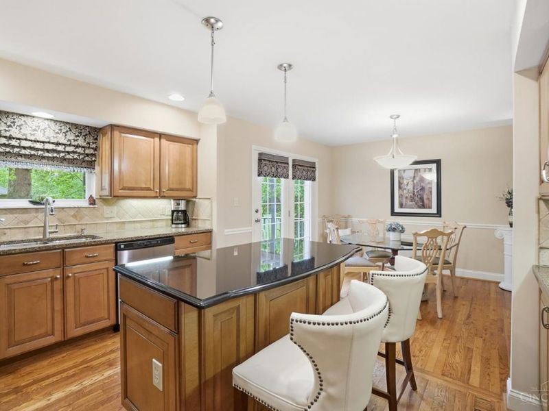 819 Quailwoods Drive, Loveland, OH 45140 Photo 16