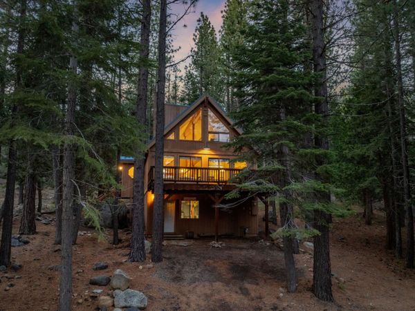 12730 Palisade Street, Truckee, CA 96161