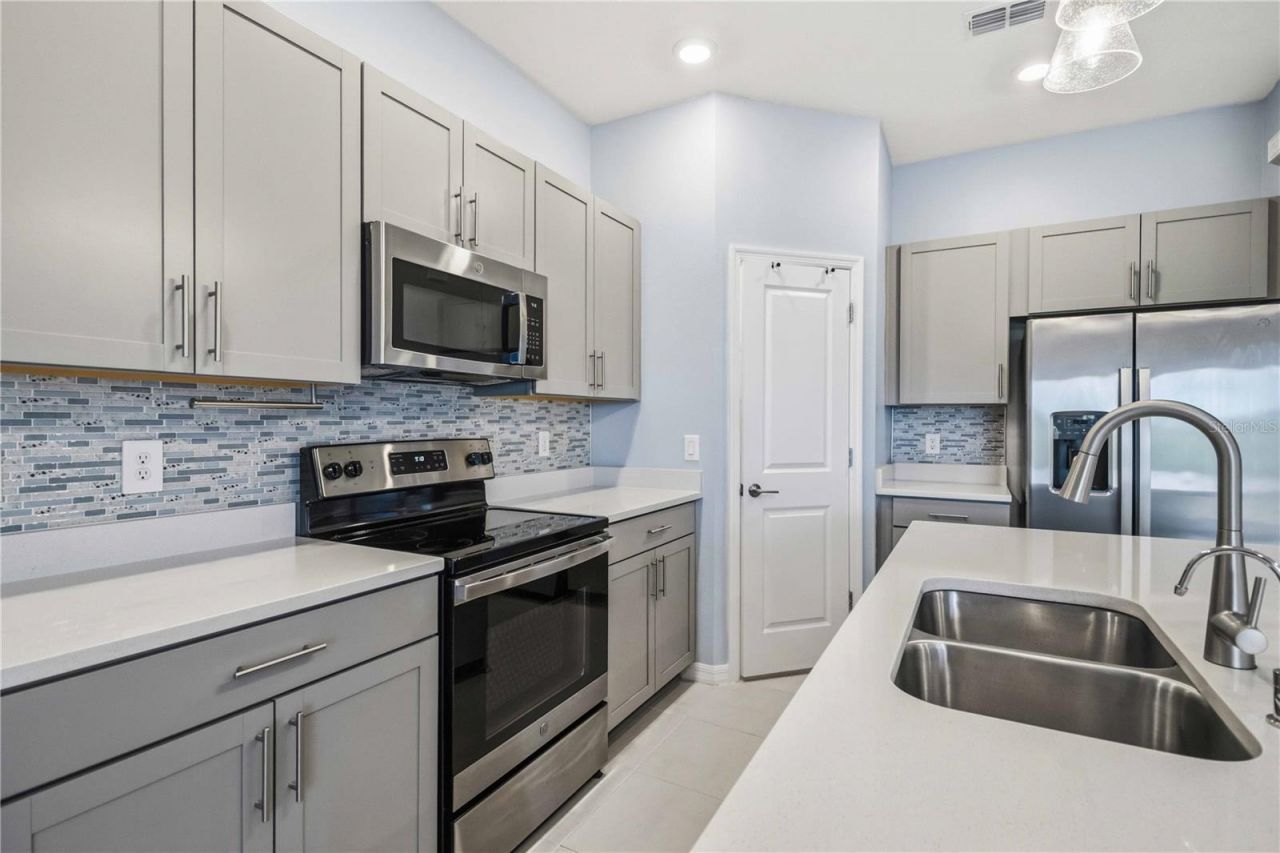 11779 Glenside Terrace , Palmetto, FL 34221 Photo