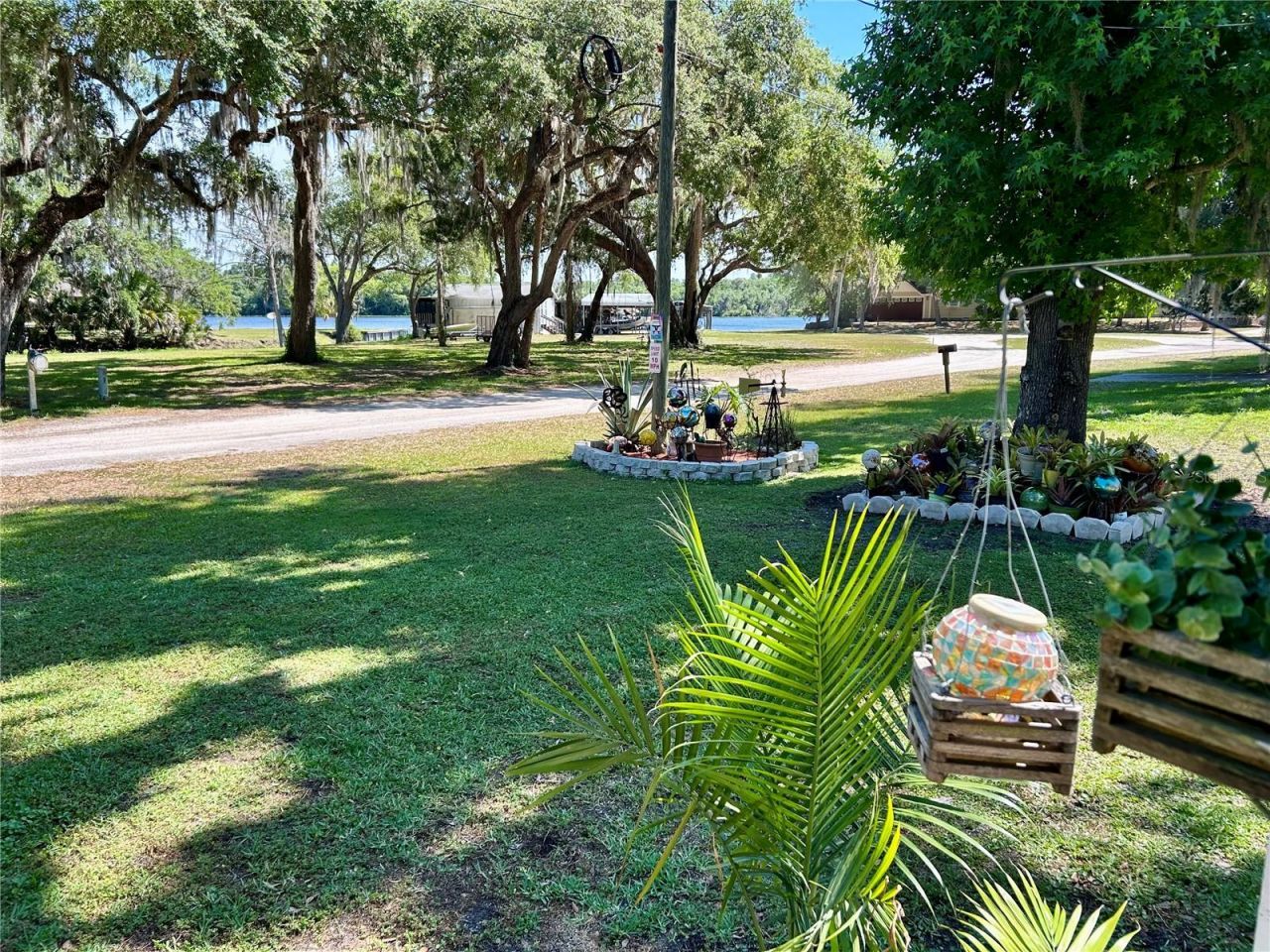 25646 Bass Road, Astor, FL 32102 Photo