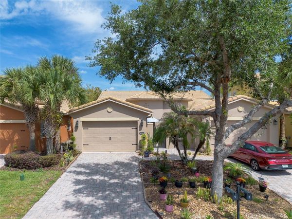 2459 PALM TREE DRIVE , KISSIMMEE, FL 34759