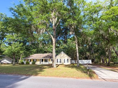 11 Christine Drive, Beaufort, SC 29907