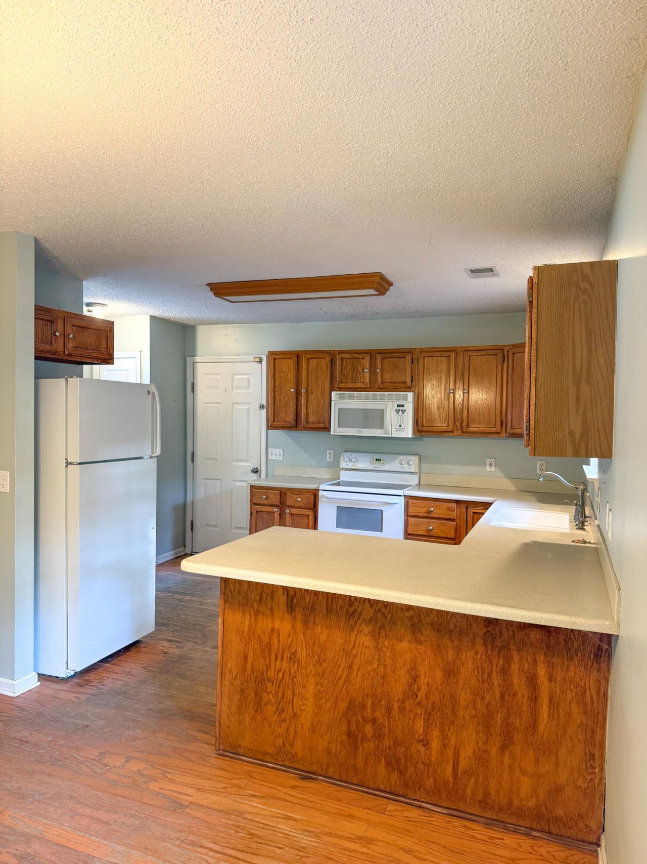11 Christine Drive Photo 14