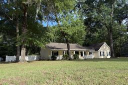 11 Christine Drive photo 4