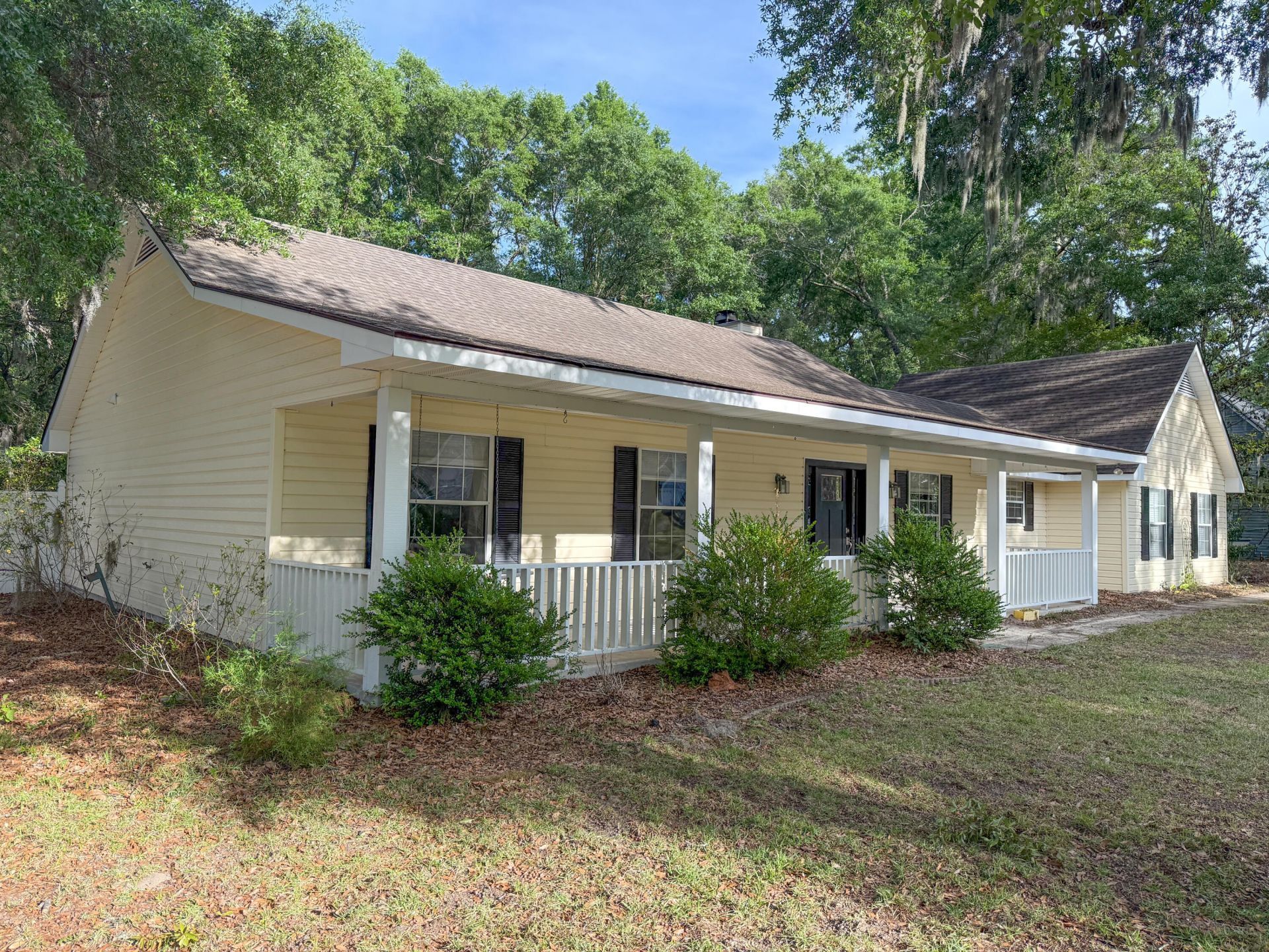 11 Christine Drive Photo 4