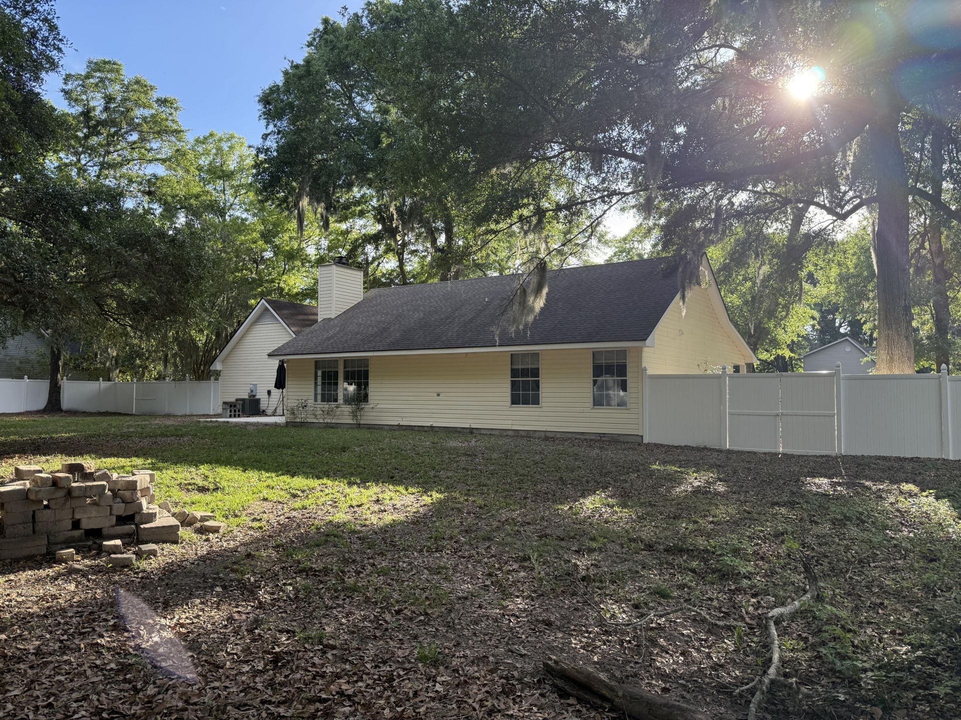 11 Christine Drive Photo 9