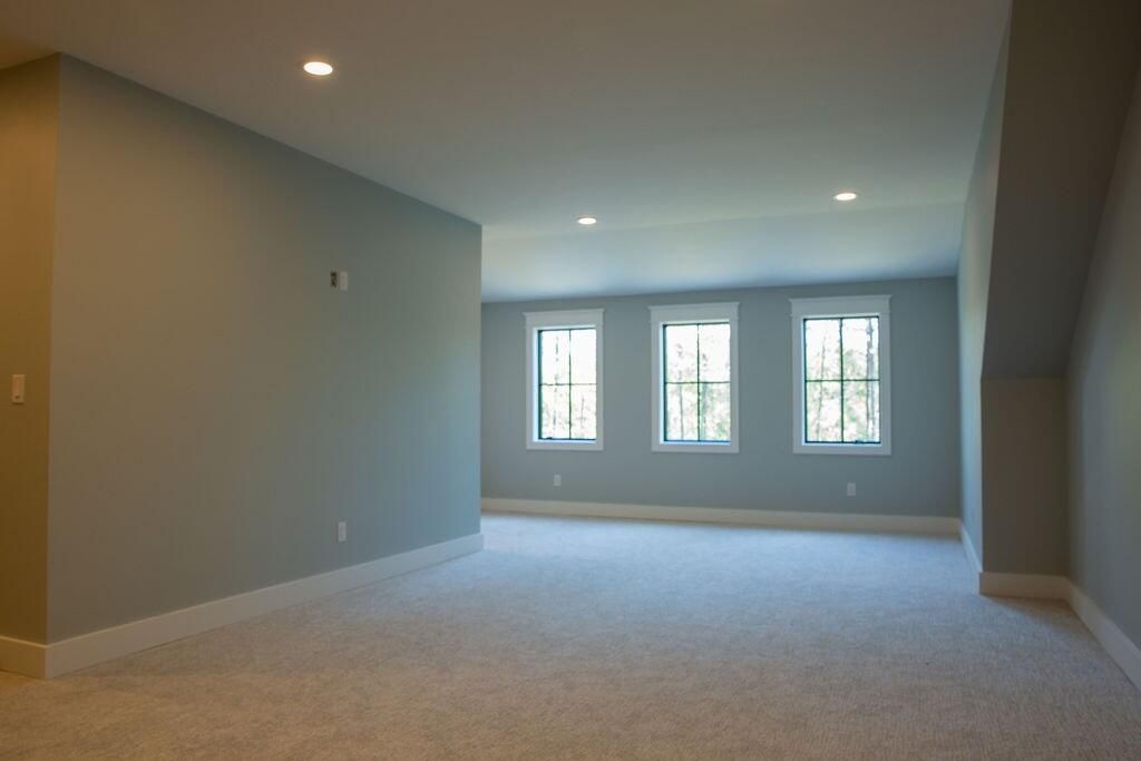 496 Commonwealth Road Photo 27