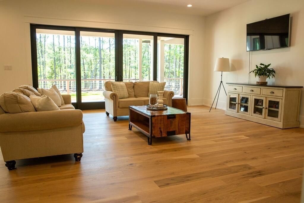 496 Commonwealth Road Photo 7