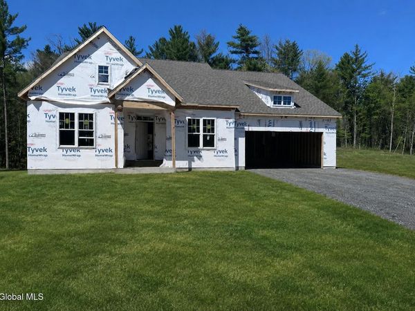 32 Sagano Street, Saratoga Springs, NY 12866