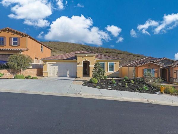 893 Woodhaven Rd, San Marcos, CA 92069