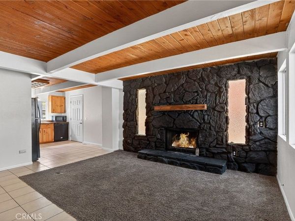 2317 Eagle, Running Springs, CA 92382